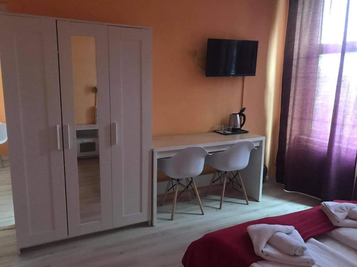Y Panzio Bed & Breakfast Balatonlelle Eksteriør bilde